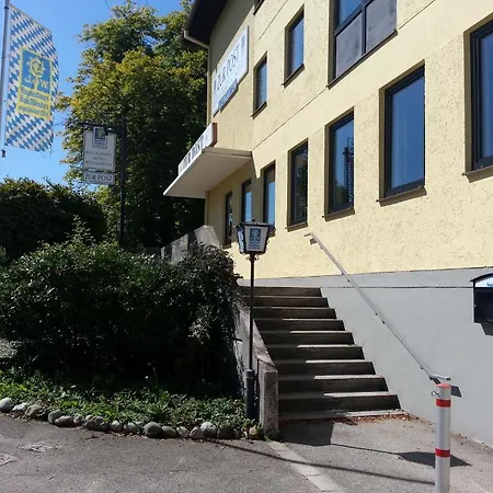 Hotell Zur Post 3*
